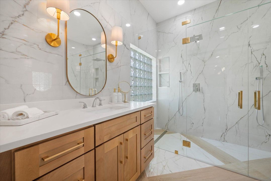 For Sale: $889,000 (3 beds, 2 baths, 2152 Square Feet)