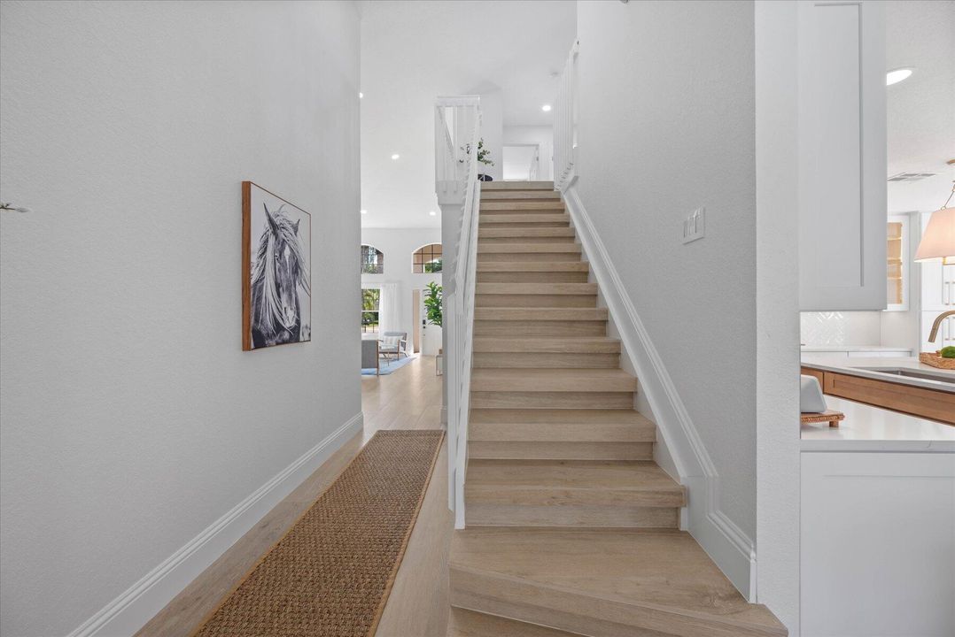 For Sale: $889,000 (3 beds, 2 baths, 2152 Square Feet)