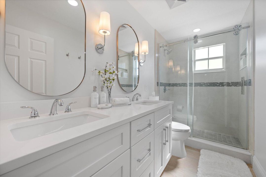 For Sale: $889,000 (3 beds, 2 baths, 2152 Square Feet)