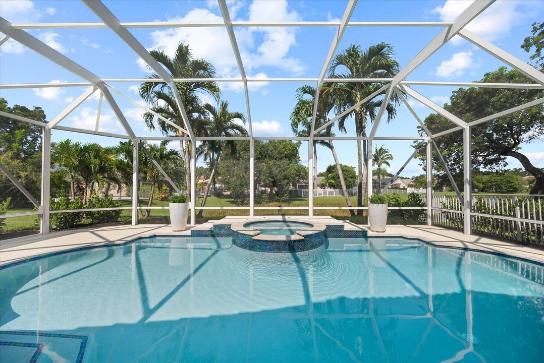 For Sale: $889,000 (3 beds, 2 baths, 2152 Square Feet)