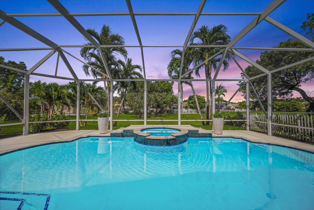 For Sale: $889,000 (3 beds, 2 baths, 2152 Square Feet)