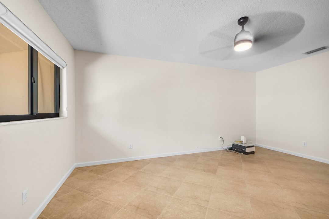 待售: $749,000 (3 贝兹, 2 浴室, 1749 平方英尺)