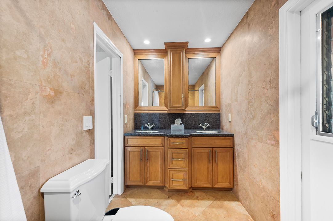 待售: $749,000 (3 贝兹, 2 浴室, 1749 平方英尺)