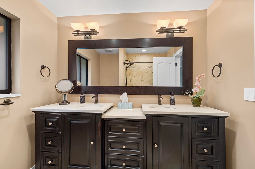 待售: $749,000 (3 贝兹, 2 浴室, 1749 平方英尺)