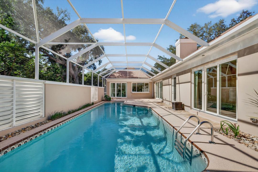 For Sale: $995,000 (4 beds, 3 baths, 2609 Square Feet)