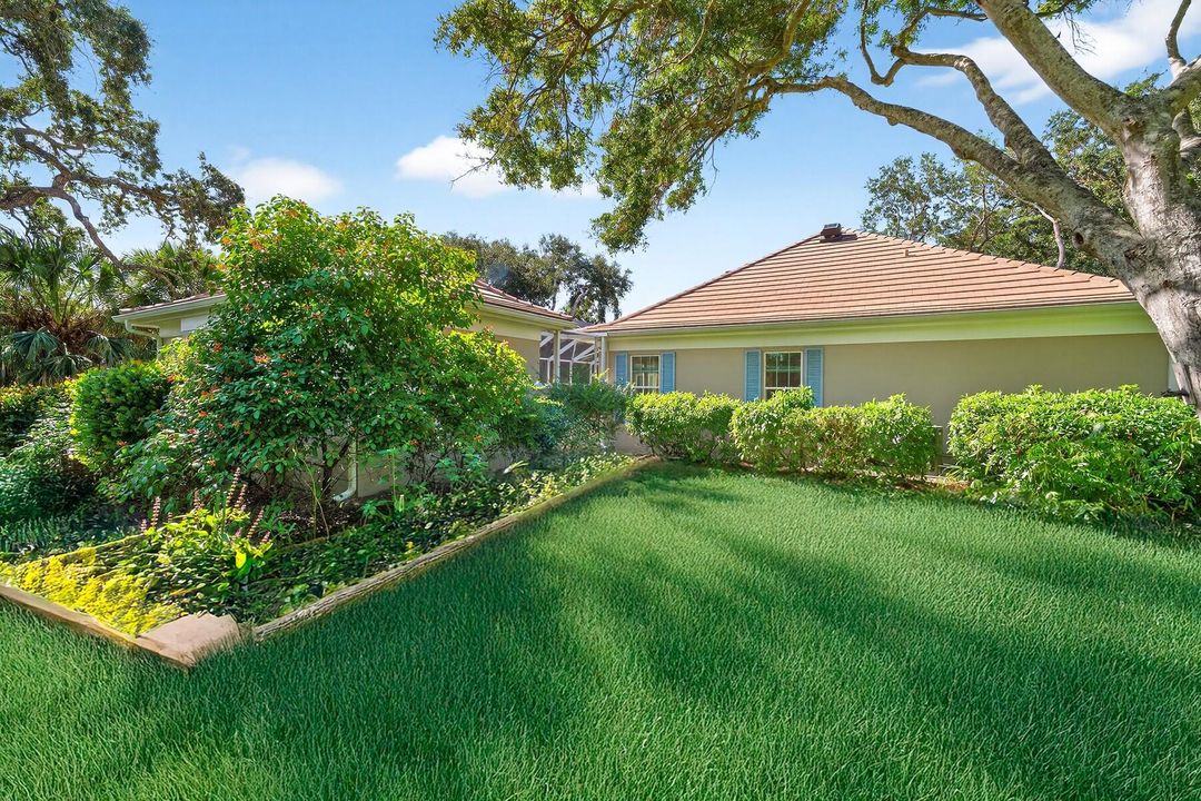 For Sale: $995,000 (4 beds, 3 baths, 2609 Square Feet)