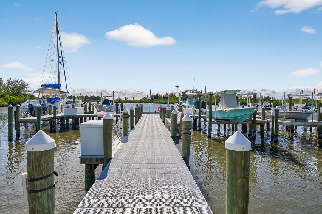 For Sale: $995,000 (4 beds, 3 baths, 2609 Square Feet)