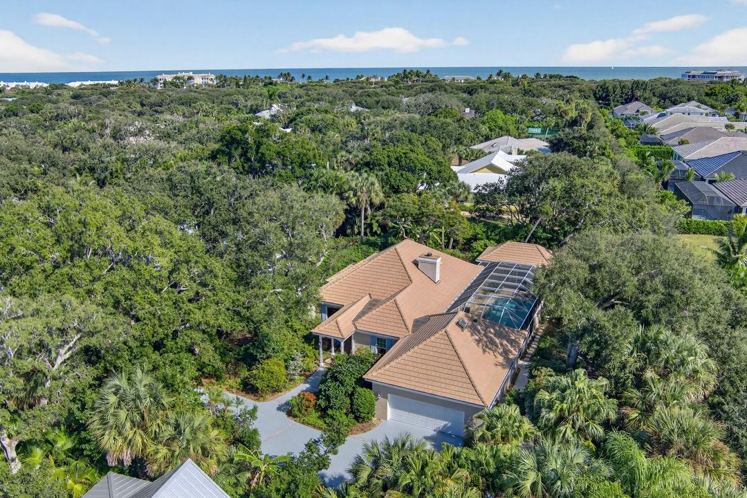 For Sale: $995,000 (4 beds, 3 baths, 2609 Square Feet)