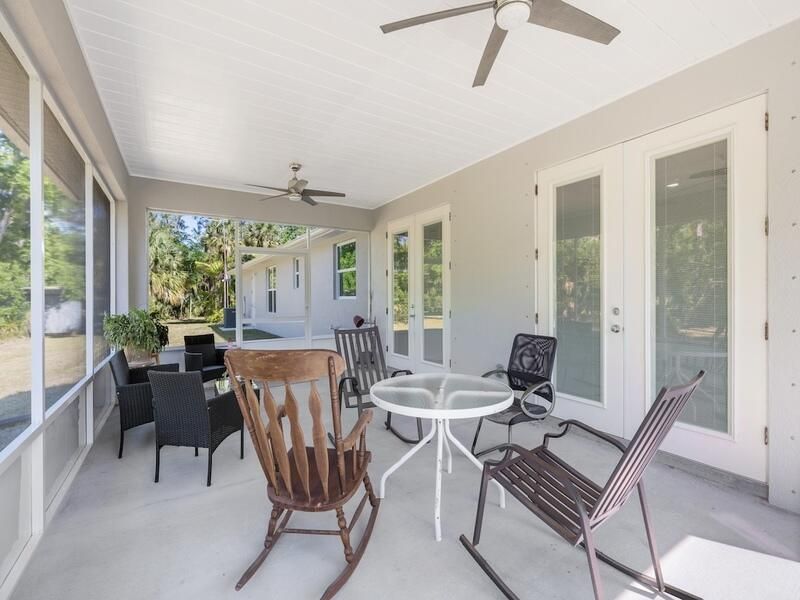 For Sale: $899,900 (3 beds, 2 baths, 1800 Square Feet)