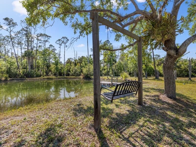 For Sale: $899,900 (3 beds, 2 baths, 1800 Square Feet)