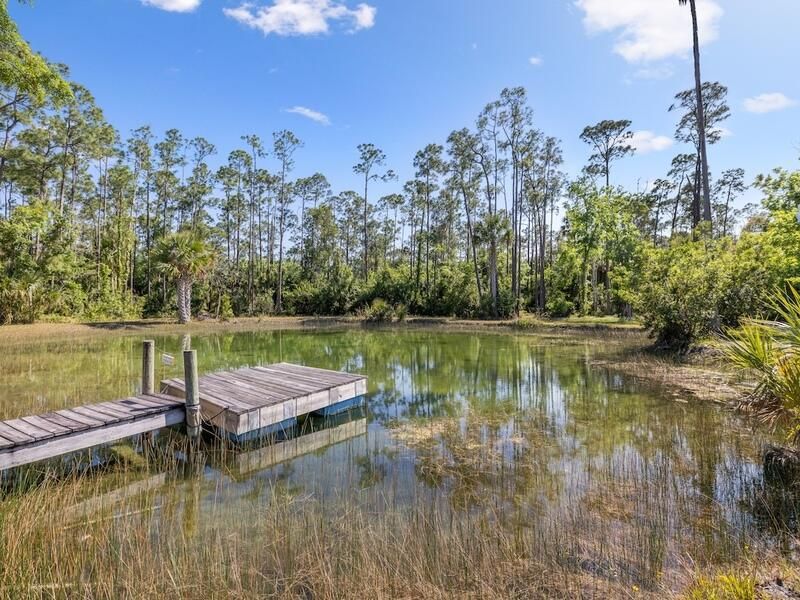 For Sale: $899,900 (3 beds, 2 baths, 1800 Square Feet)