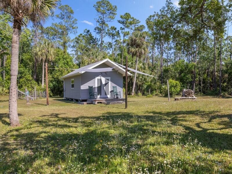 For Sale: $899,900 (3 beds, 2 baths, 1800 Square Feet)