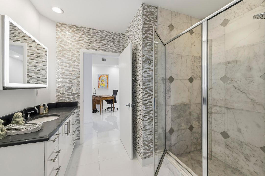 For Sale: $1,350,000 (2 beds, 2 baths, 1696 Square Feet)