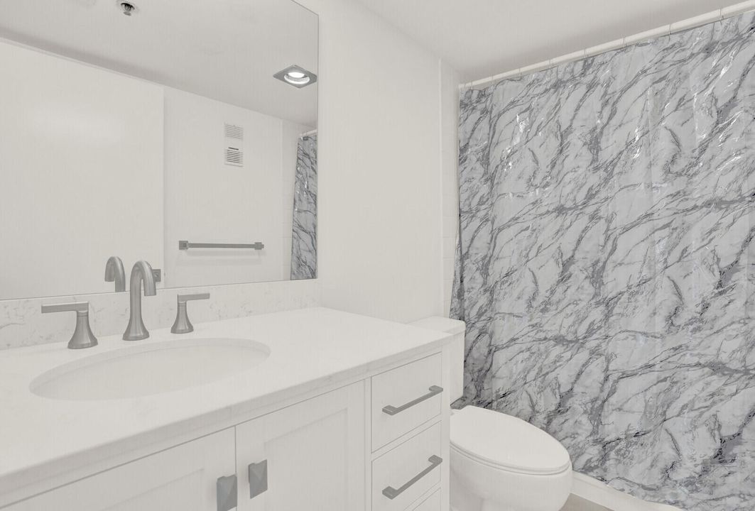 For Rent: $6,800 (2 beds, 2 baths, 1305 Square Feet)