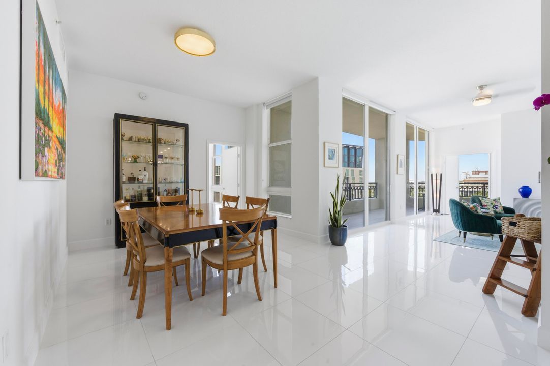 For Sale: $1,350,000 (2 beds, 2 baths, 1696 Square Feet)