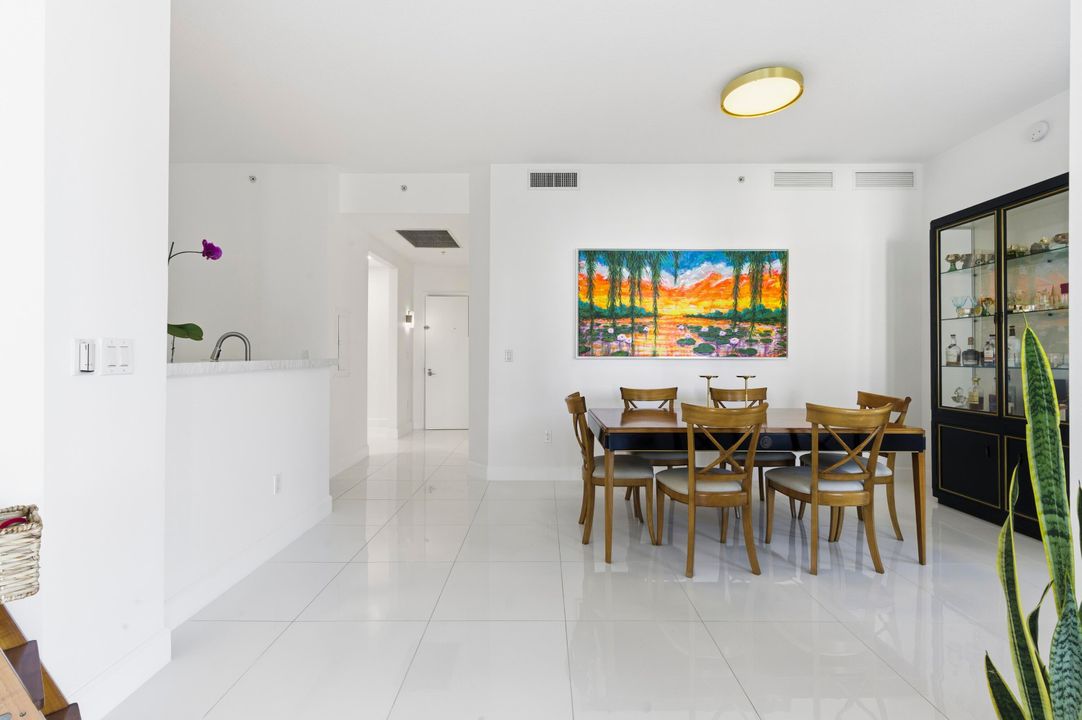 For Sale: $1,350,000 (2 beds, 2 baths, 1696 Square Feet)