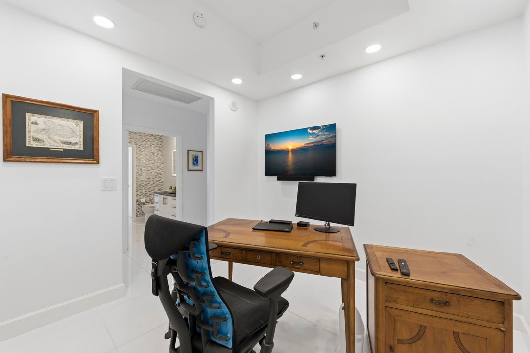 For Sale: $1,350,000 (2 beds, 2 baths, 1696 Square Feet)