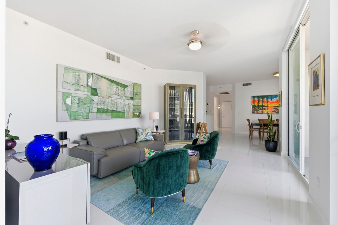 For Sale: $1,350,000 (2 beds, 2 baths, 1696 Square Feet)
