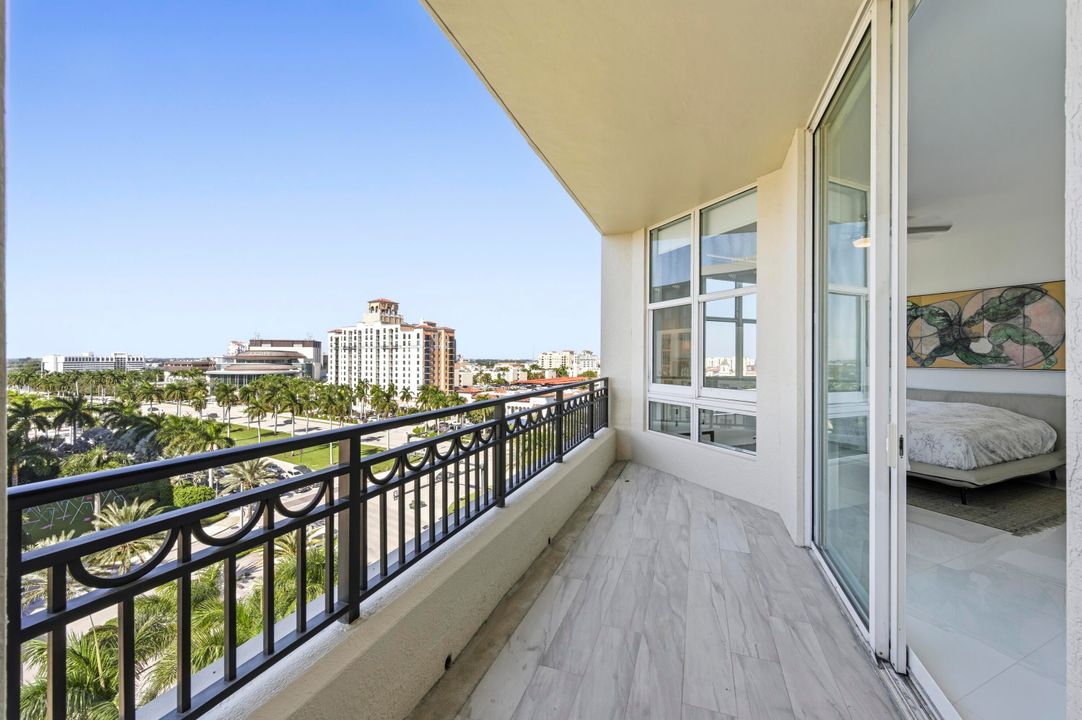 For Sale: $1,350,000 (2 beds, 2 baths, 1696 Square Feet)