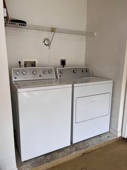 出租: $2,400 (2 贝兹, 2 浴室, 1036 平方英尺)