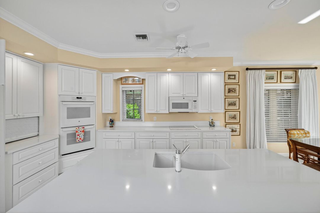 待售: $2,980,000 (3 贝兹, 3 浴室, 3271 平方英尺)