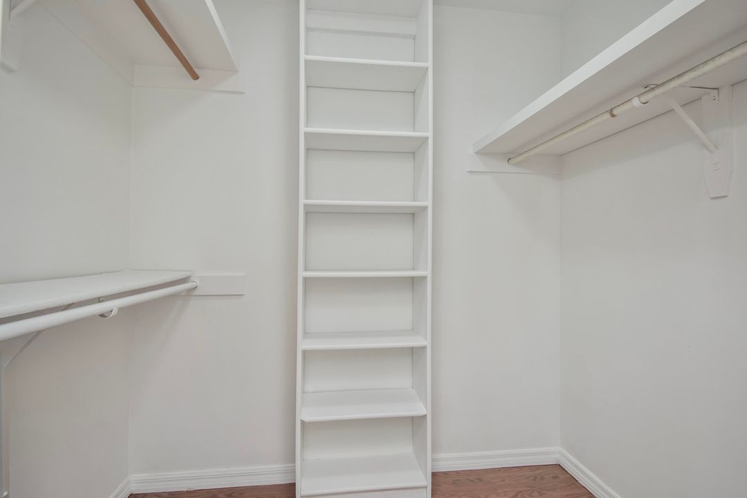 En Venta: $1,299,000 (4 camas, 3 baños, 2895 Pies cuadrados)