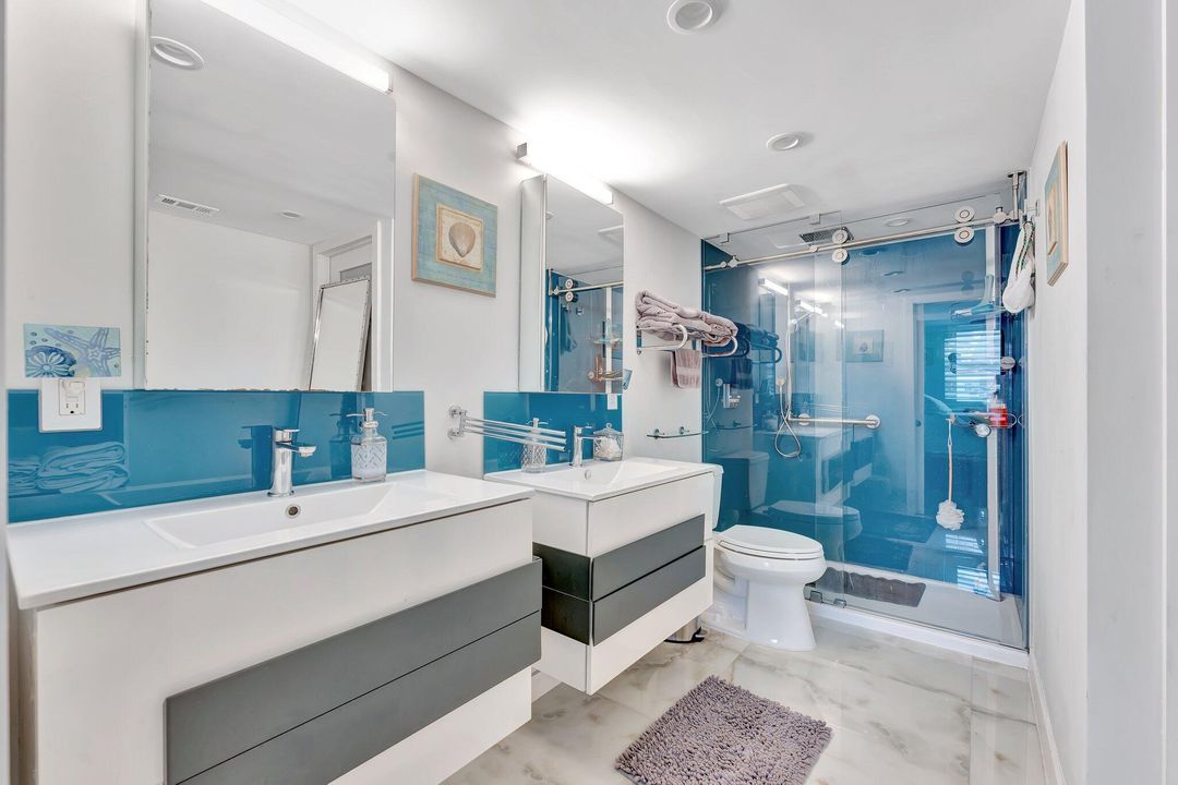 For Rent: $5,000 (2 beds, 2 baths, 1120 Square Feet)