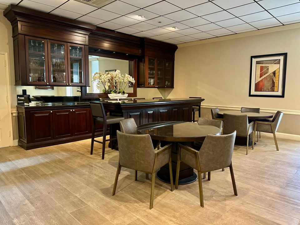 For Rent: $5,000 (2 beds, 2 baths, 1120 Square Feet)