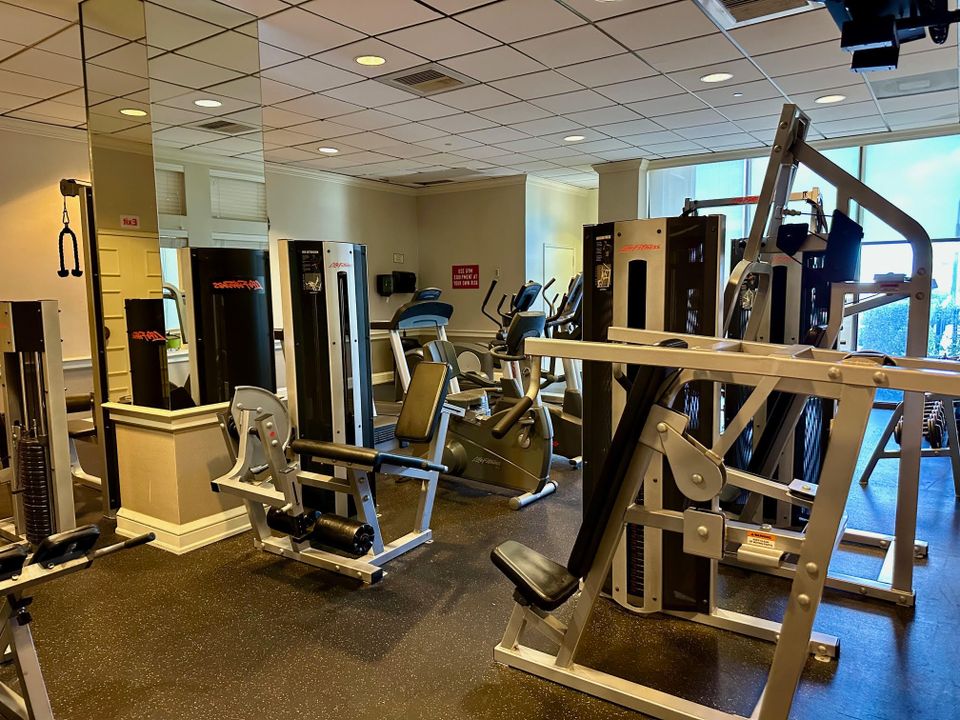 For Rent: $5,000 (2 beds, 2 baths, 1120 Square Feet)