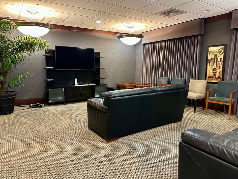 For Rent: $5,000 (2 beds, 2 baths, 1120 Square Feet)