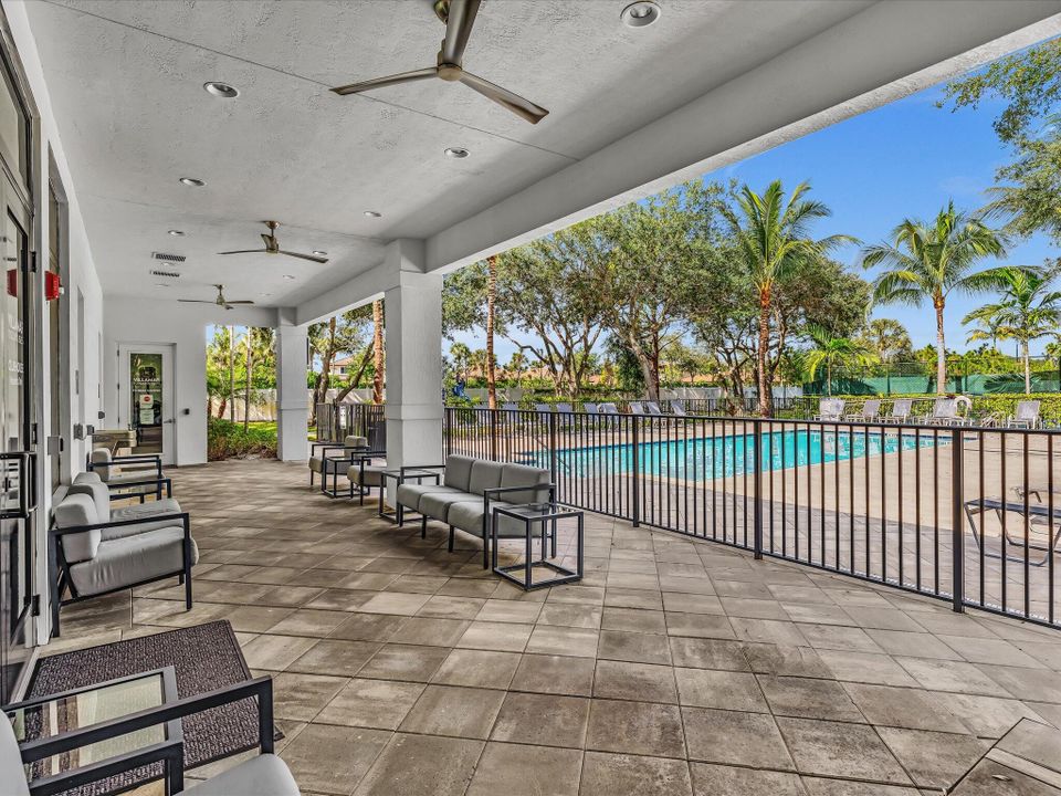 待售: $875,000 (3 贝兹, 2 浴室, 2105 平方英尺)