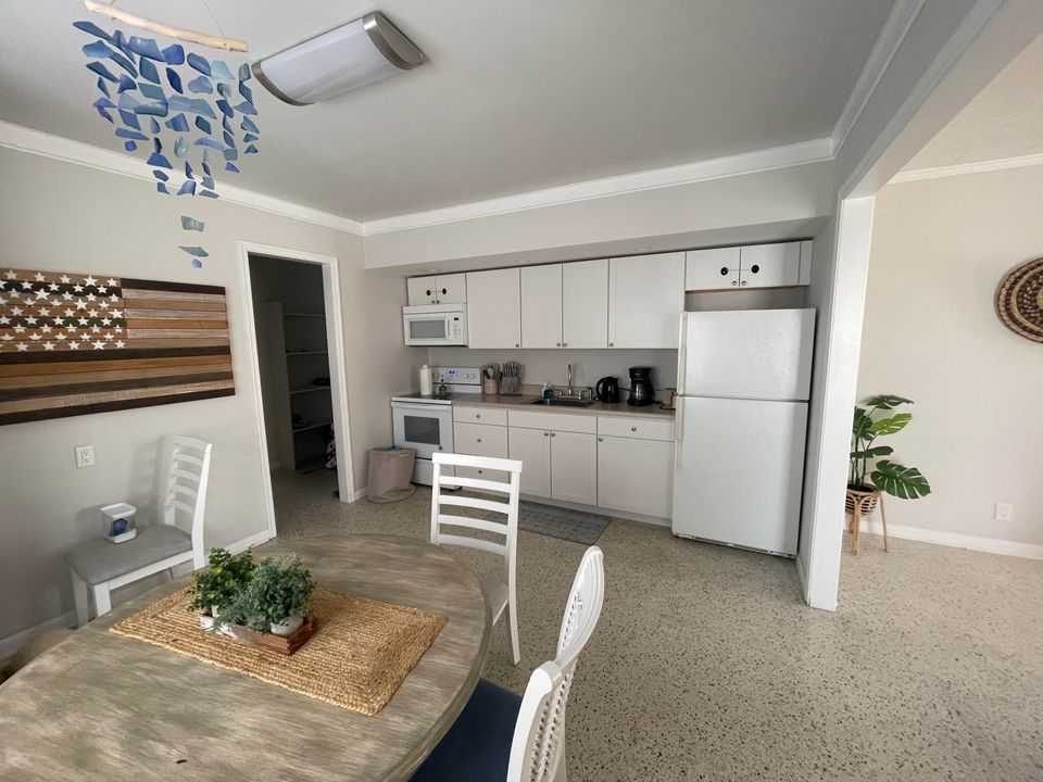 En Renta: $1,900 (1 camas, 1 baños, 2112 Pies cuadrados)