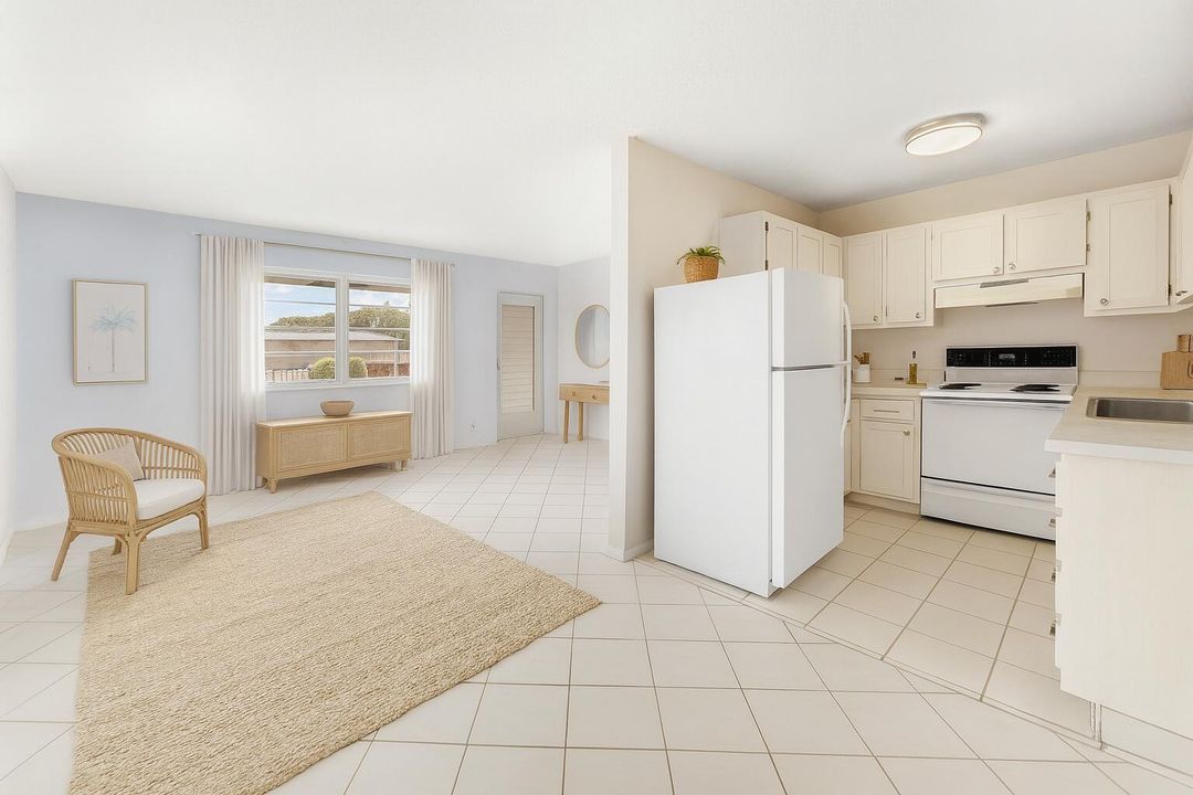 待售: $139,000 (1 贝兹, 1 浴室, 612 平方英尺)