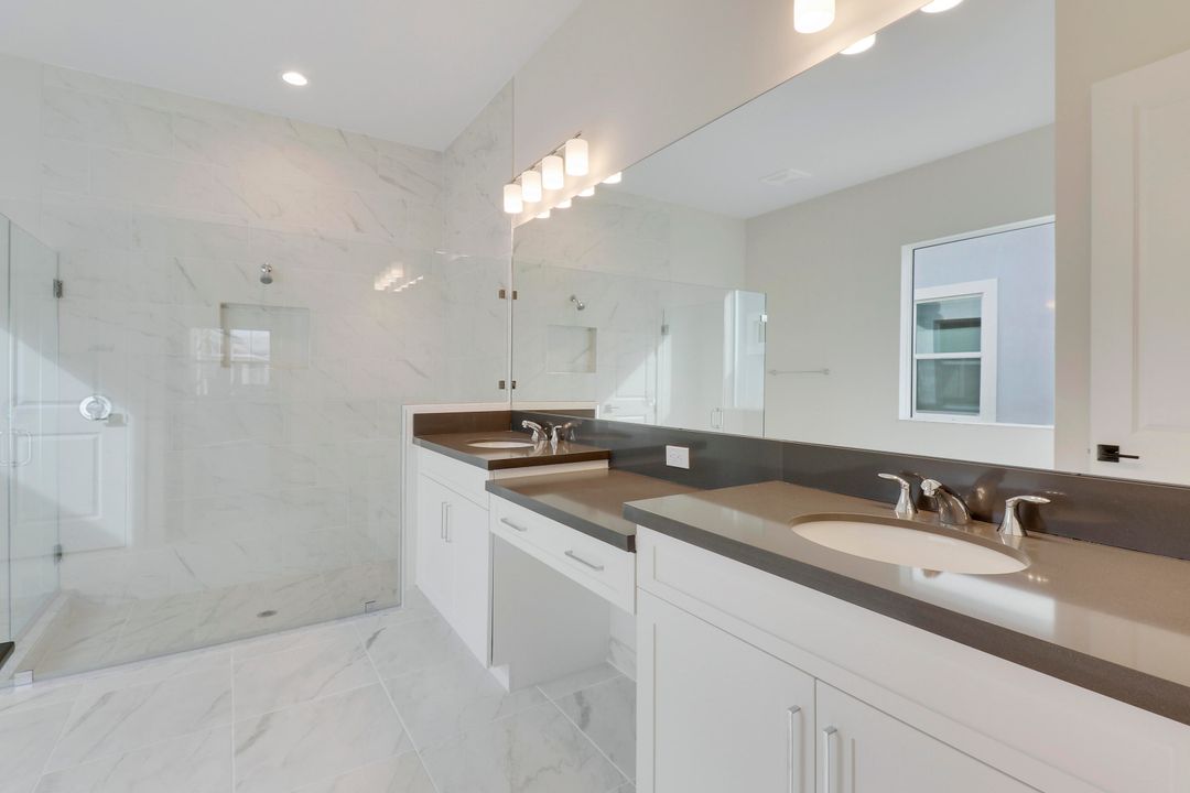 For Rent: $5,500 (3 beds, 2 baths, 2411 Square Feet)