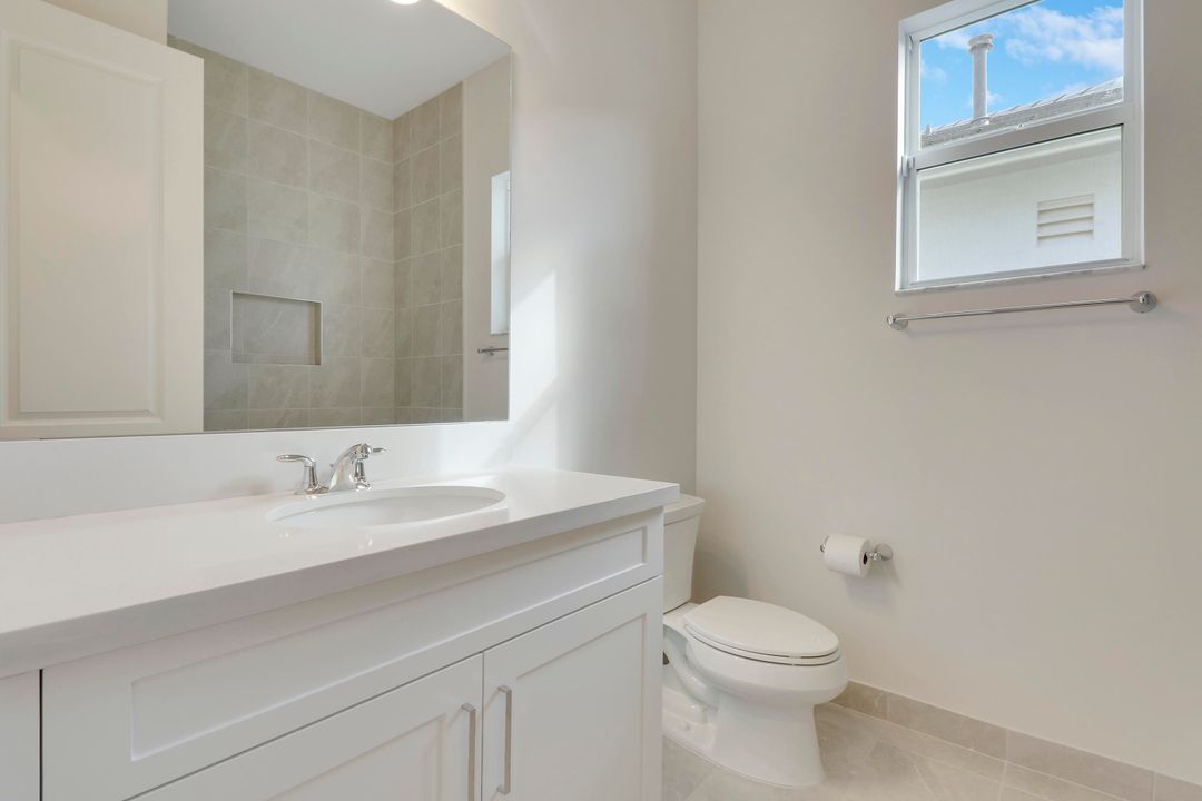 For Rent: $5,500 (3 beds, 2 baths, 2411 Square Feet)