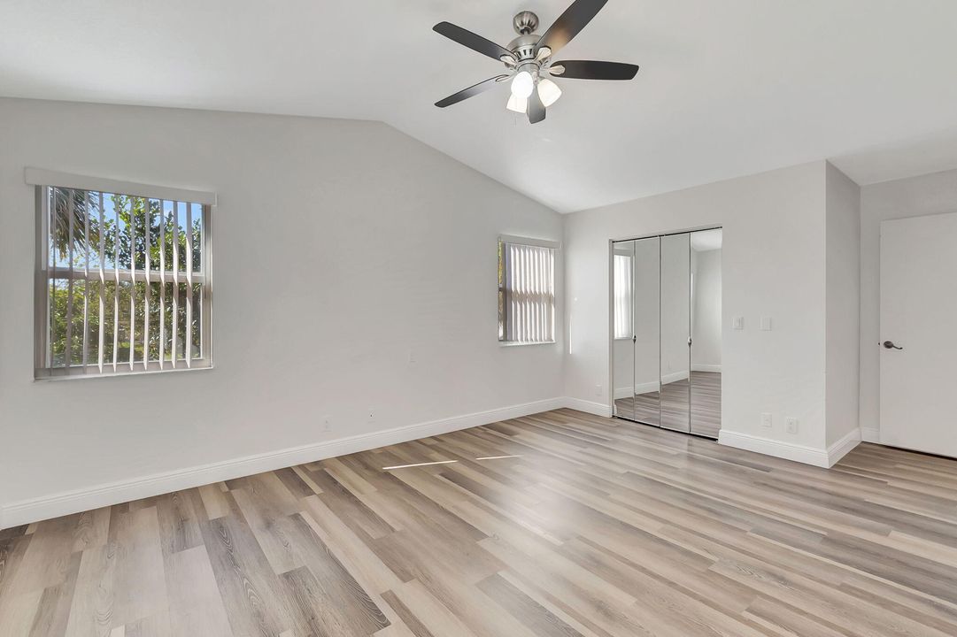 For Rent: $4,000 (3 beds, 2 baths, 1896 Square Feet)