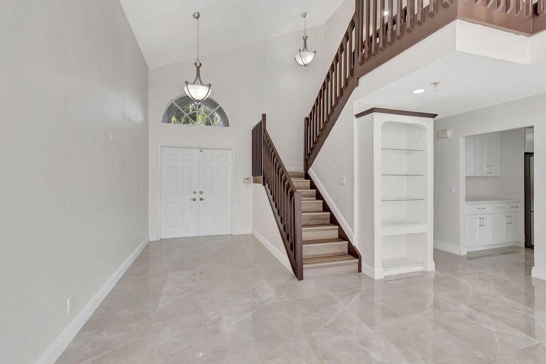 For Rent: $4,000 (3 beds, 2 baths, 1896 Square Feet)