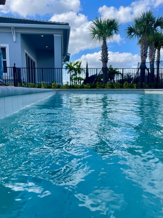 For Rent: $5,500 (3 beds, 2 baths, 2411 Square Feet)