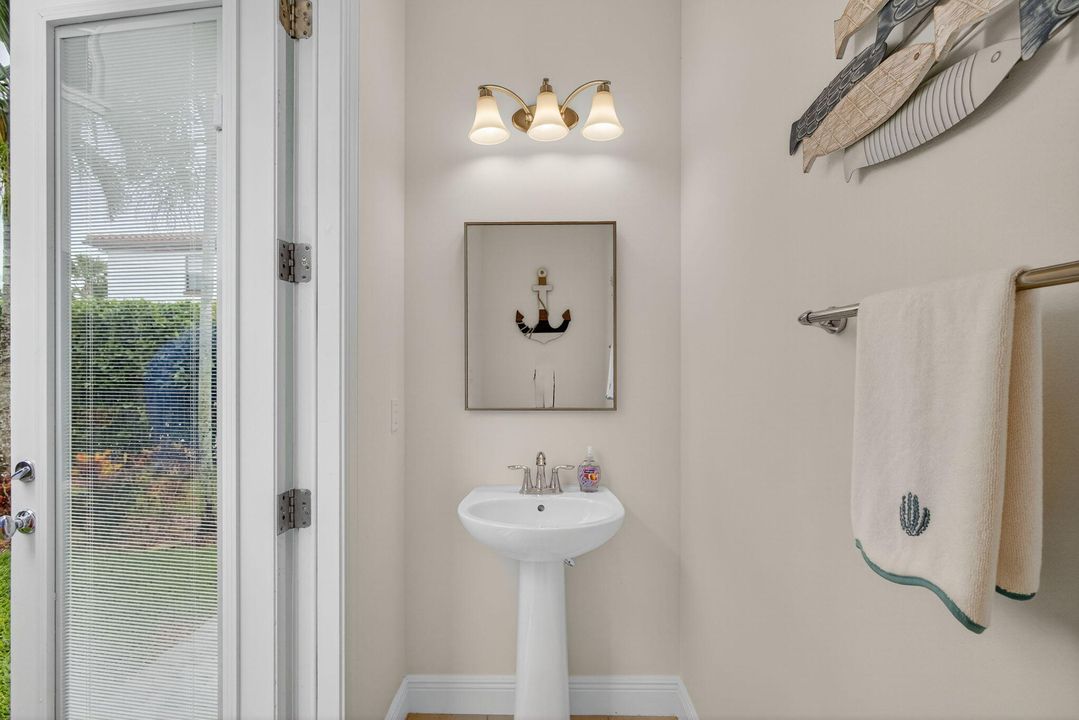 Activo con contrato: $1,650,000 (4 camas, 4 baños, 3760 Pies cuadrados)