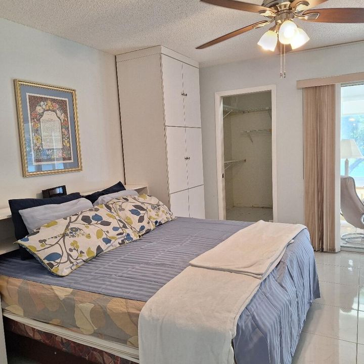 For Sale: $298,500 (2 beds, 2 baths, 1008 Square Feet)
