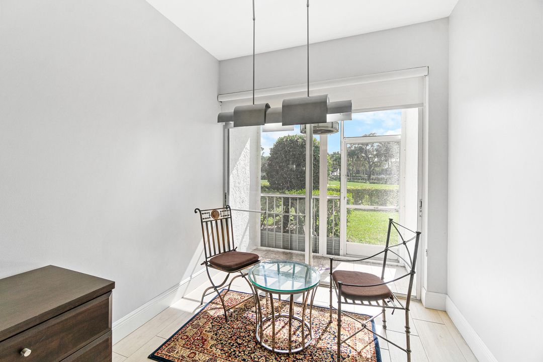 Activo con contrato: $525,000 (3 camas, 2 baños, 1931 Pies cuadrados)