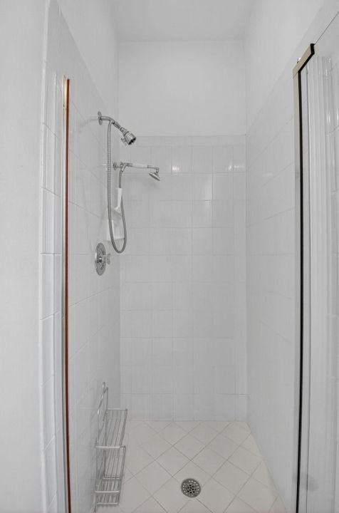 待售: $799,000 (4 贝兹, 3 浴室, 2387 平方英尺)