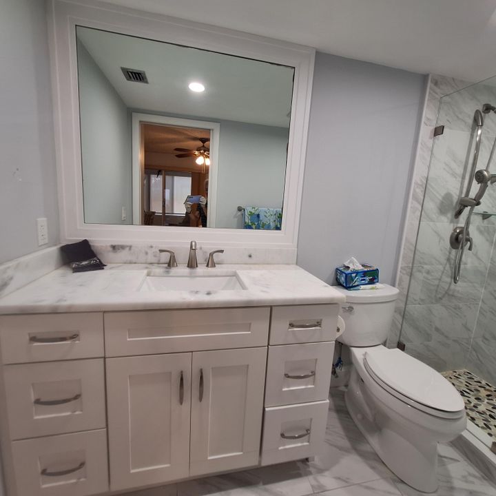 For Sale: $298,500 (2 beds, 2 baths, 1008 Square Feet)