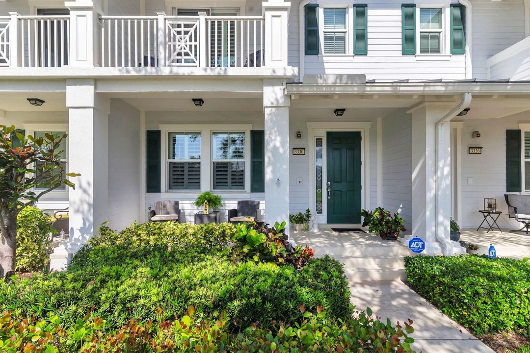 合同活跃: $600,000 (3 贝兹, 2 浴室, 1533 平方英尺)