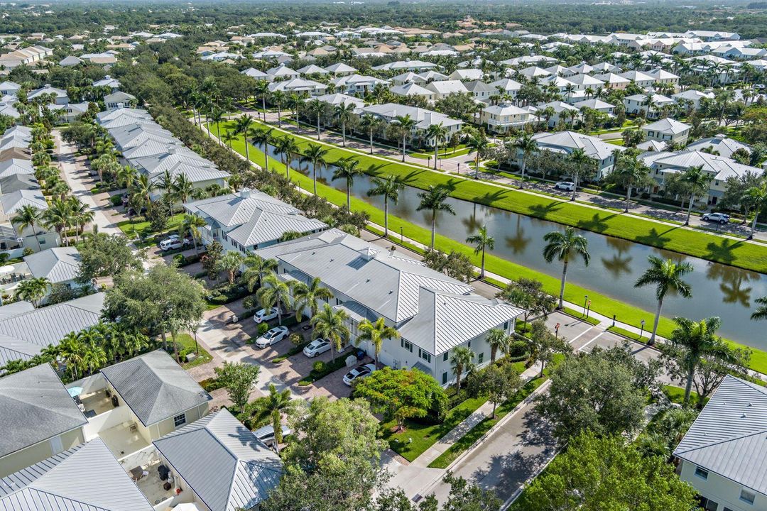 合同活跃: $600,000 (3 贝兹, 2 浴室, 1533 平方英尺)