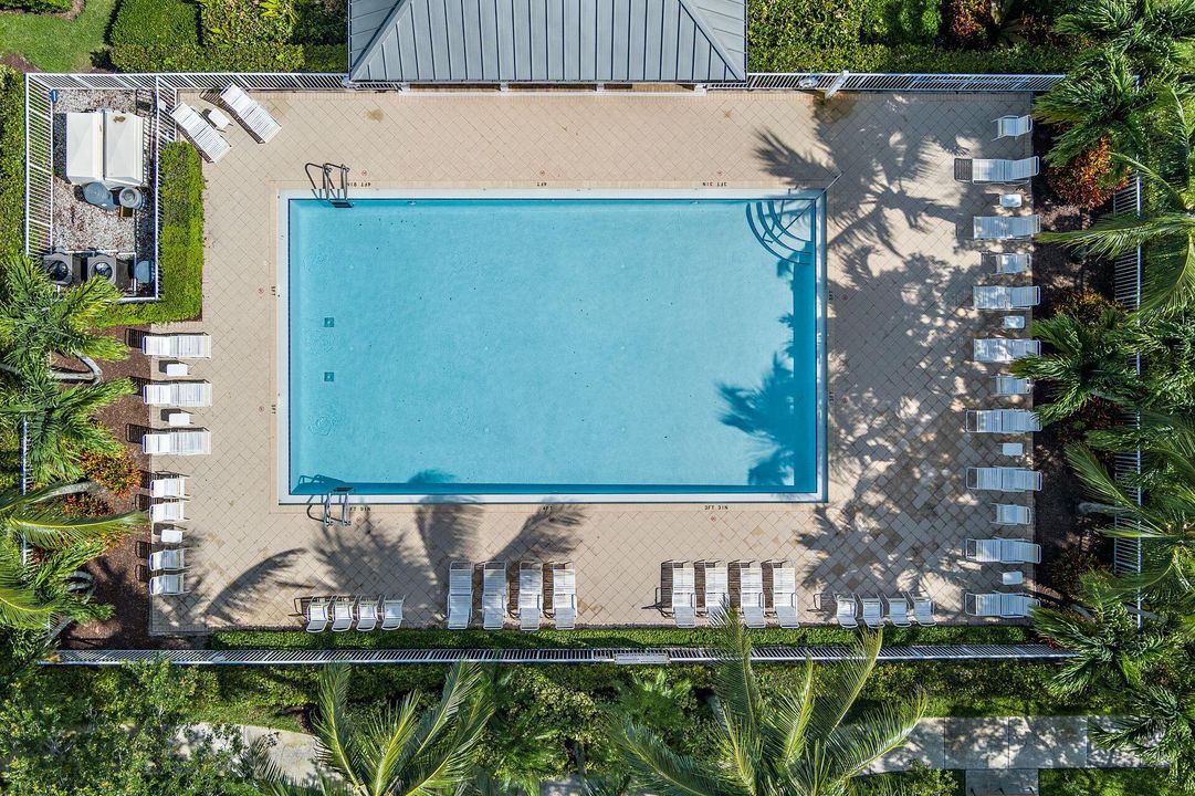 合同活跃: $600,000 (3 贝兹, 2 浴室, 1533 平方英尺)