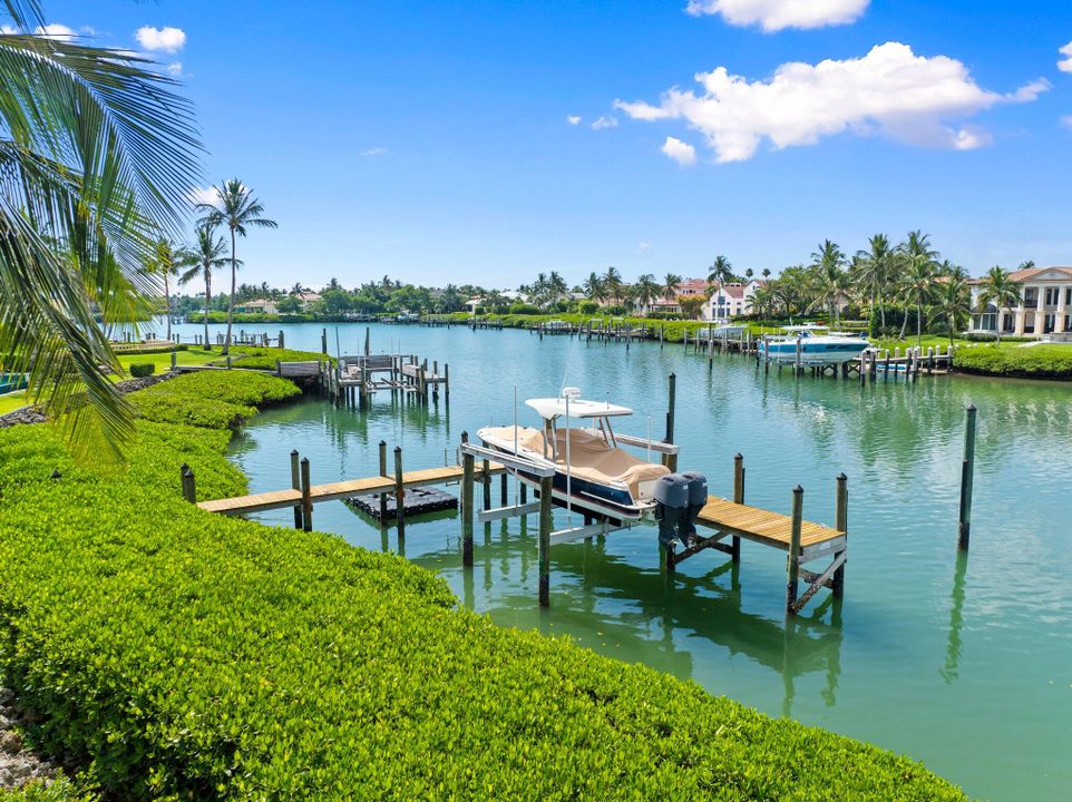 На продажу: $6,975,000 (4 спален, 3 ванн, 5360 Квадратных фут)