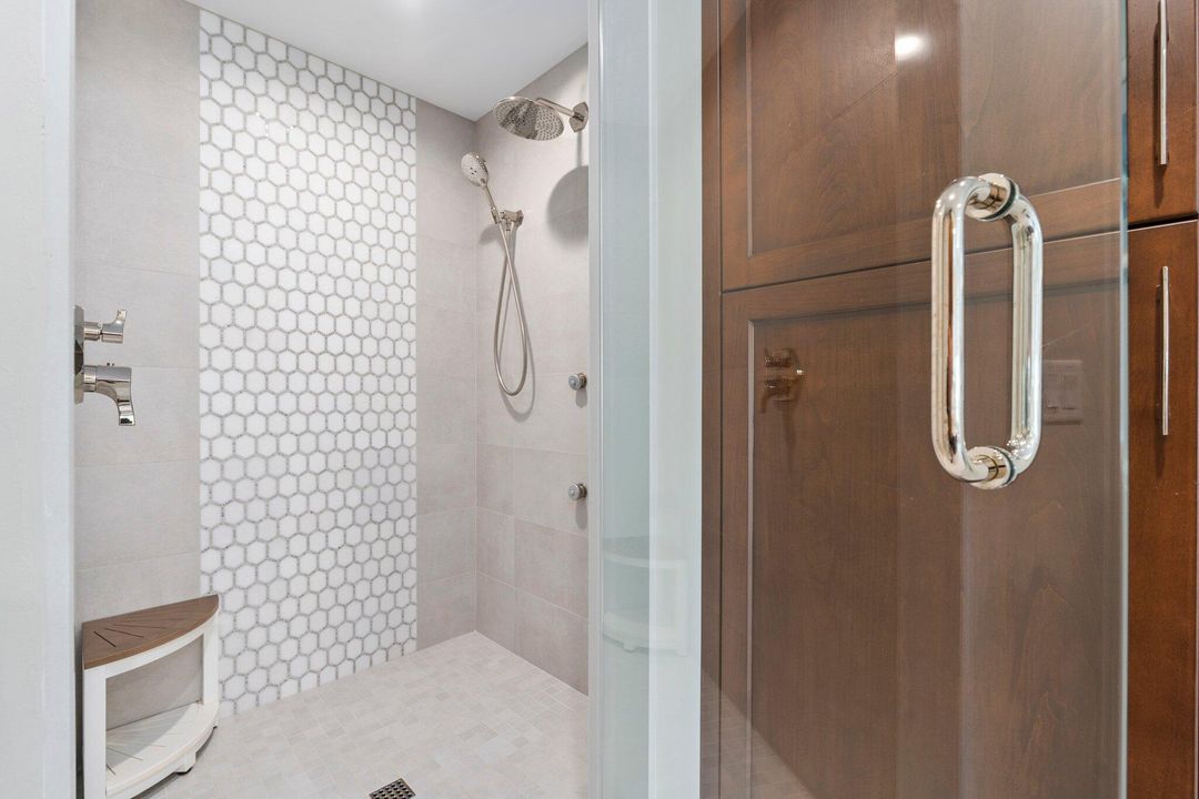 На продажу: $6,975,000 (4 спален, 3 ванн, 5360 Квадратных фут)