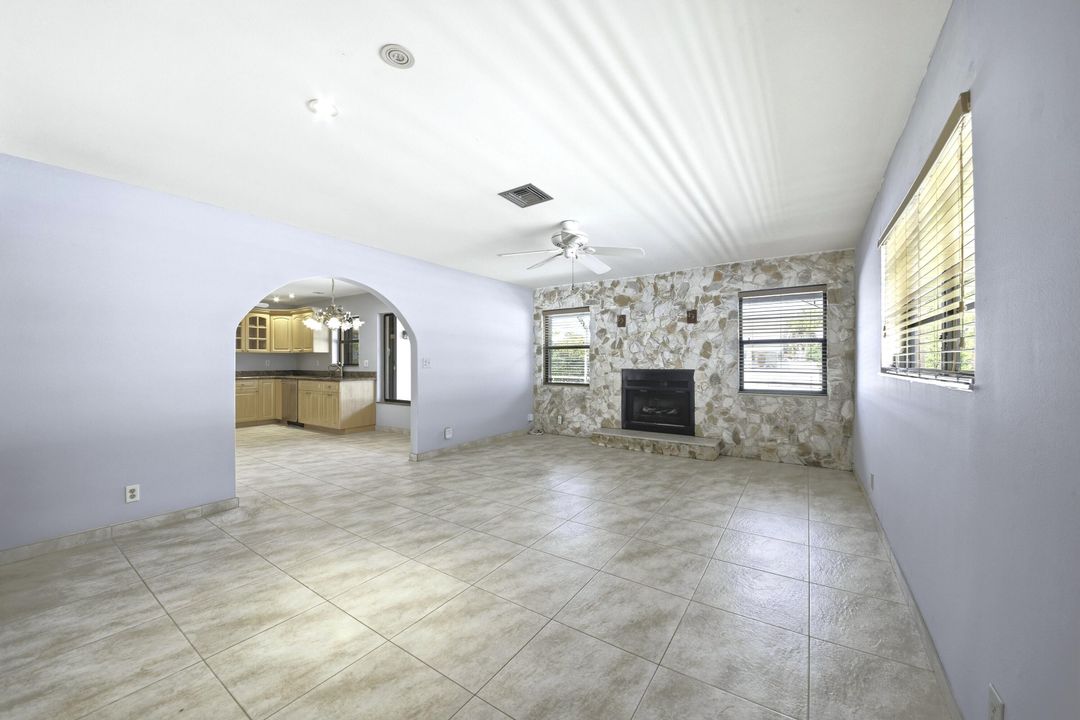 На продажу: $715,000 (2 спален, 2 ванн, 1581 Квадратных фут)