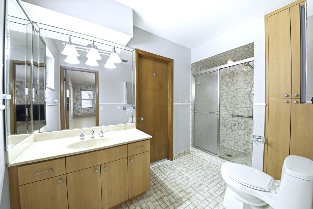 На продажу: $715,000 (2 спален, 2 ванн, 1581 Квадратных фут)